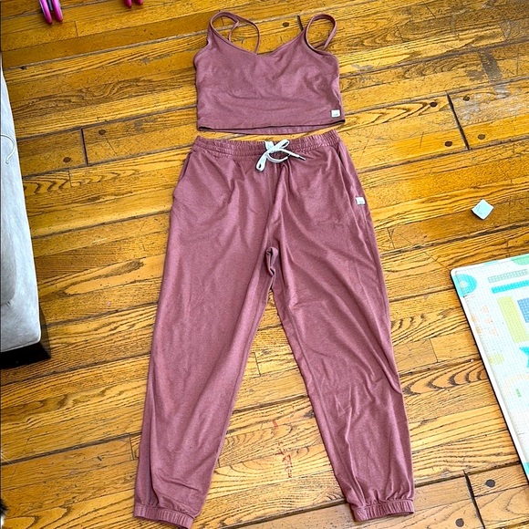 Vuori Pants - Vuori Boyfriend Sweatpants and Tank Set